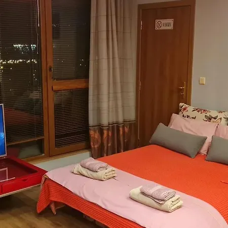 Unique Studio- Great Balcony And View! Parking Possibility! * ヴェリコ・タルノヴォ