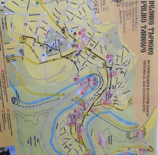 Unique Studio- Great Balcony And View! Parking Possibility! *