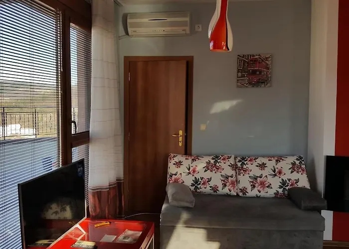 Unique Studio- Great Balcony And View! Parking Possibility! Daire *