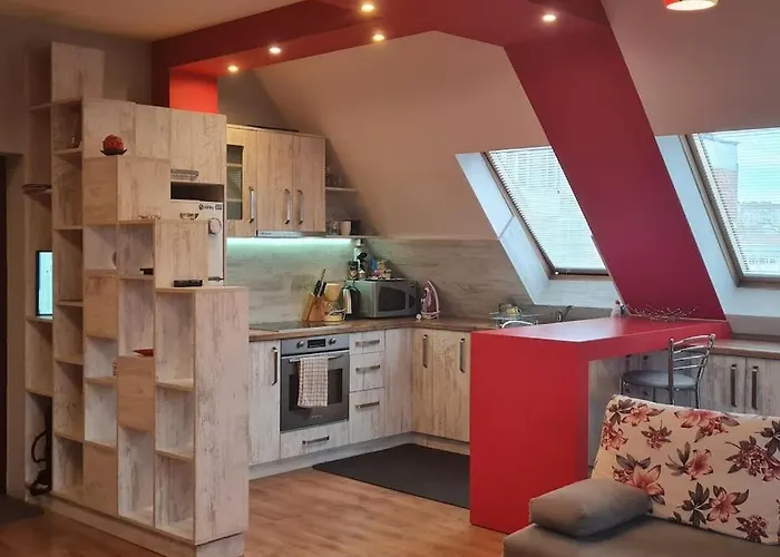 Unique Studio- Great Balcony And View! Parking Possibility! Appartamento